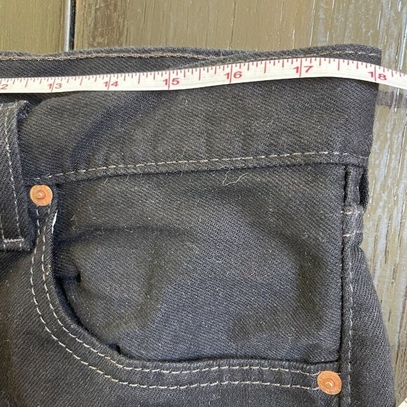 Levis 501 Black Jeans Mens 36 X 32 Regular FIt Casual Dark Wash Travel Vacation - Picture 8 of 13